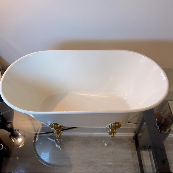 Spring Tea Garden container cream with gold accent feet new never been used - Picture 6 of 7